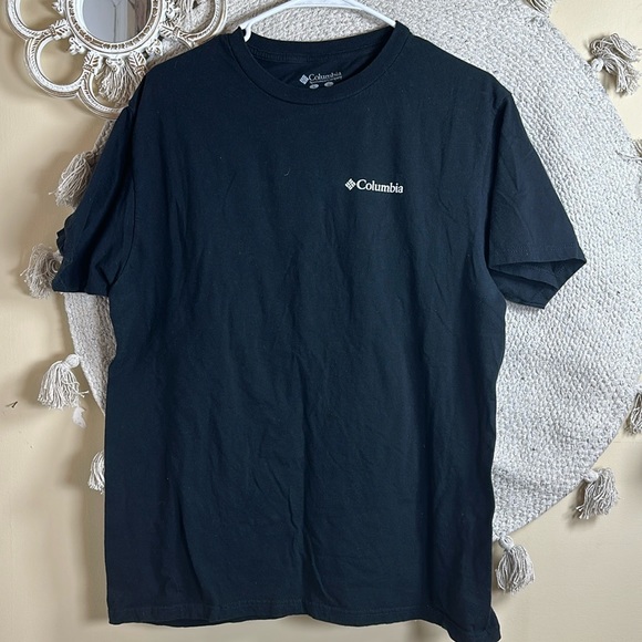 Columbia Other - Black Columbia T-shirt